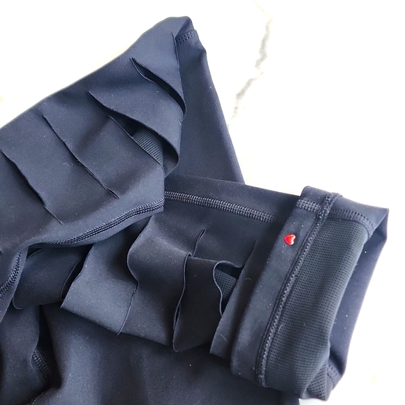 Lorna Jane Cropped Cut Up Knee Leggings Women's Size X-Small - Picture 10 of 13